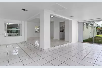 2024 NE 174th St, North Miami Beach, FL 33162 - Photo 5