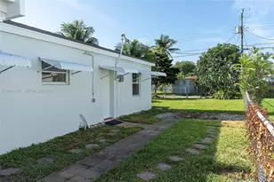 2024 NE 174th St, North Miami Beach, FL 33162 - Photo 29