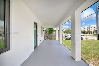 6039 SW 63rd Ter, South Miami, FL 33143 - Photo 5