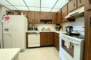 1300 St Charles Pl, Pembroke Pines, FL 33026 - Photo 3
