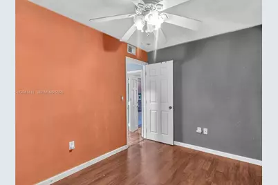 19100 NW 51st Ave, Miami Gardens, FL 33055 - Photo 17