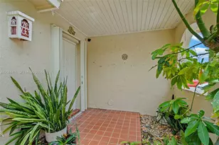 6233 NW 170th Terrace, Miami, FL 33015 - Photo 11