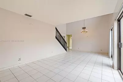6233 NW 170th Ter, Miami, FL 33015 - Photo 15