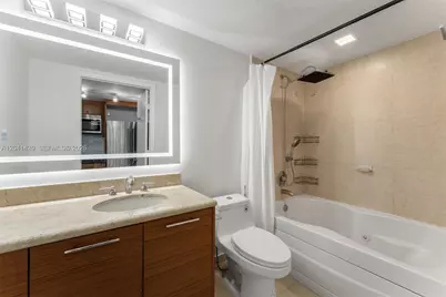 50 Biscayne Blvd #4603, Miami, FL 33132 - Photo 9