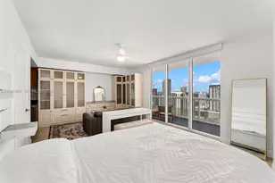50 Biscayne Blvd, Miami, FL 33132 - Photo 15