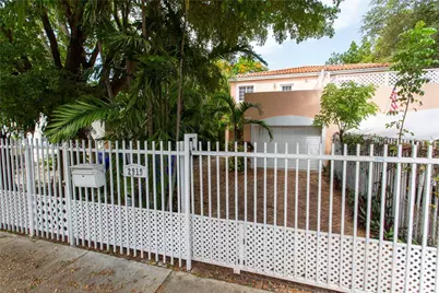 2919 Virginia St, Miami, FL 33133 - Photo 1
