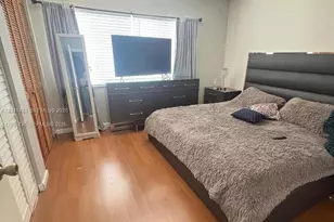 246 Riviera Cir, Weston, FL 33326 - Photo 3