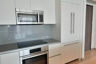 88 SW 7th St, Miami, FL 33130 - Photo 9