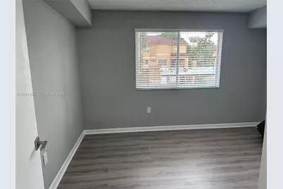 761 N Pine Island Rd #203, Plantation, FL 33324 - Photo 19