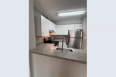 761 N Pine Island Rd #203, Plantation, FL 33324 - Photo 11