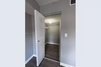 761 N Pine Island Rd #203, Plantation, FL 33324 - Photo 23