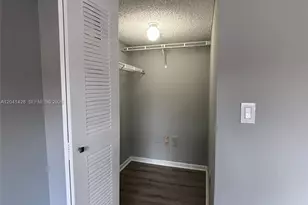 761 N Pine Island Rd, Plantation, FL 33324 - Photo 23