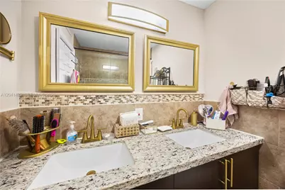 1610 S 22nd Ave, Hollywood, FL 33020 - Photo 17