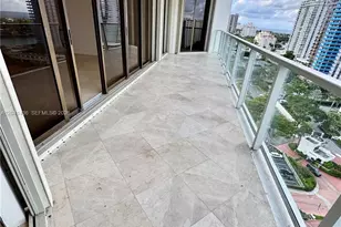 19500 Turnberry Way, Aventura, FL 33180 - Photo 11