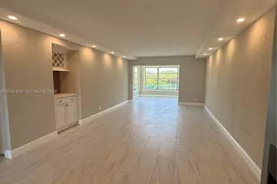 9273 SW 8th St, Boca Raton, FL 33428 - Photo 7
