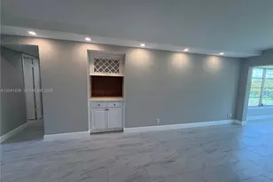 9273 SW 8th St, Boca Raton, FL 33428 - Photo 5