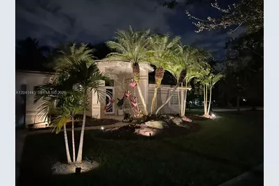 241 Fairmont Way, Weston, FL 33326 - Photo 77