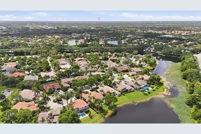 241 Fairmont Way, Weston, FL 33326 - Photo 69
