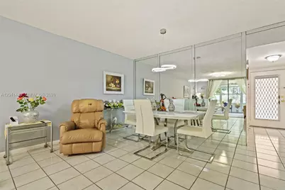 2871 Somerset Dr #102, Lauderdale Lakes, FL 33311 - Photo 5