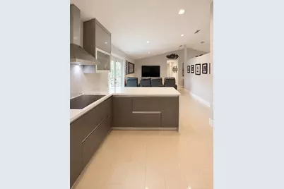 18740 SW 294th Ter, Homestead, FL 33030 - Photo 13