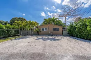 2470 NE 182nd Terrace, North Miami Beach, FL 33160 - Photo 27