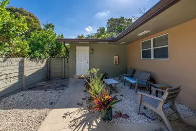 2470 NE 182nd Ter #1, North Miami Beach, FL 33160 - Photo 29