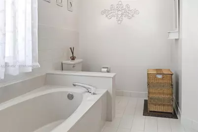 10431 NW 48th Mnr, Coral Springs, FL 33076 - Photo 15