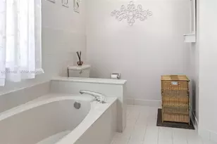 10431 NW 48th Manor, Coral Springs, FL 33076 - Photo 15