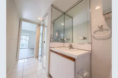 200 Galen Dr #202, Key Biscayne, FL 33149 - Photo 11