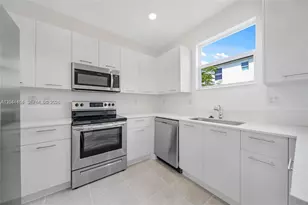 12620 NW 23rd Pl, Miami, FL 33167 - Photo 15