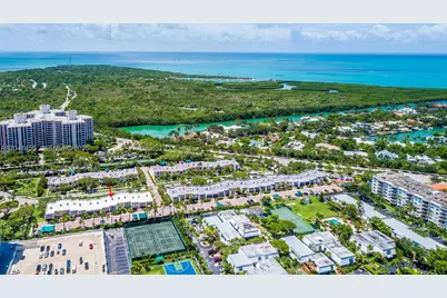 425 Grapetree Dr #206, Key Biscayne, FL 33149 - Photo 47