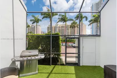 425 Grapetree Dr #206, Key Biscayne, FL 33149 - Photo 29