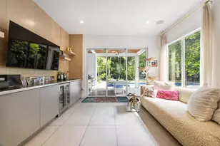 3901 Kumquat Ave, Miami, FL 33133 - Photo 9