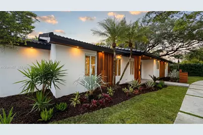 15321 SW 82nd Ave, Palmetto Bay, FL 33157 - Photo 5