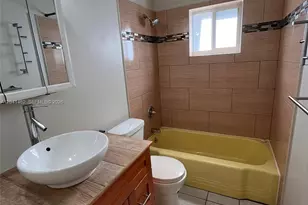 124 NW 6th Ave, Hallandale Beach, FL 33009 - Photo 19
