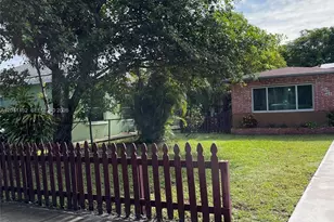 124 NW 6th Ave, Hallandale Beach, FL 33009 - Photo 3