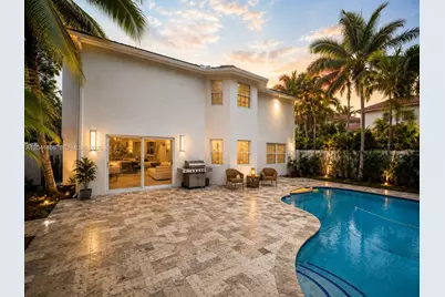 85 Gables Blvd, Weston, FL 33326 - Photo 3