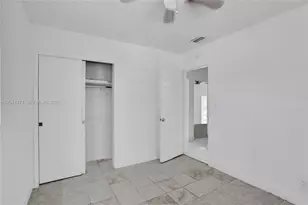 701 SW 7th St, Pompano Beach, FL 33060 - Photo 11