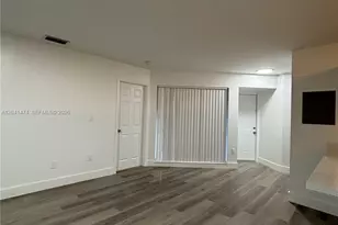 15655 SW 74th Cir Dr, Miami, FL 33193 - Photo 5