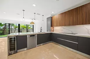 21387 Marina Cove Cir, Aventura, FL 33180 - Photo 5