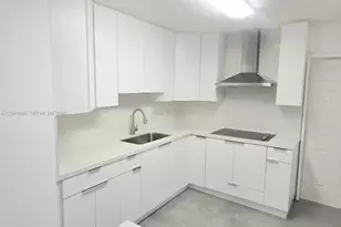 2820 NW 14th Ct, Fort Lauderdale, FL 33311 - Photo 13