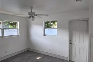 2820 NW 14th Ct, Fort Lauderdale, FL 33311 - Photo 9
