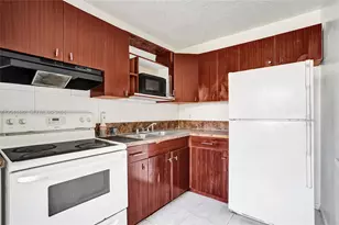 841 SW 7th St, Pompano Beach, FL 33060 - Photo 7