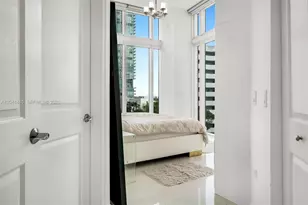 480 NE 30th St, Miami, FL 33137 - Photo 21