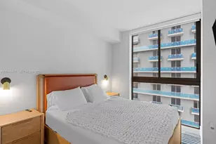 11 NE 6th St, Miami, FL 33132 - Photo 11
