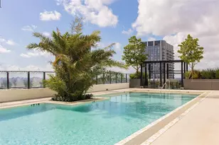 11 NE 6th St, Miami, FL 33132 - Photo 5