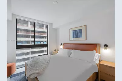 11 NE 6th St #807, Miami, FL 33132 - Photo 35