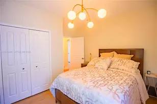 1559 Meridian Ave, Miami Beach, FL 33139 - Photo 15