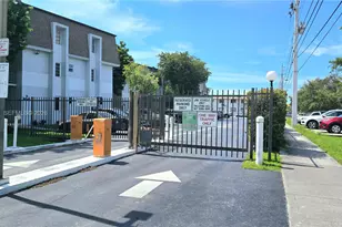 9611 SW 77th Ave, Miami, FL 33156 - Photo 11