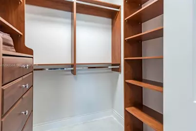 1723 SW 2nd Ave #607, Miami, FL 33129 - Photo 17